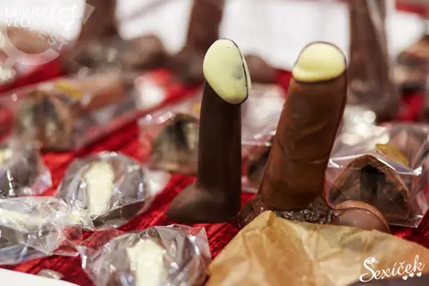 Erotic Fair 2015 — photograph 20 of 316