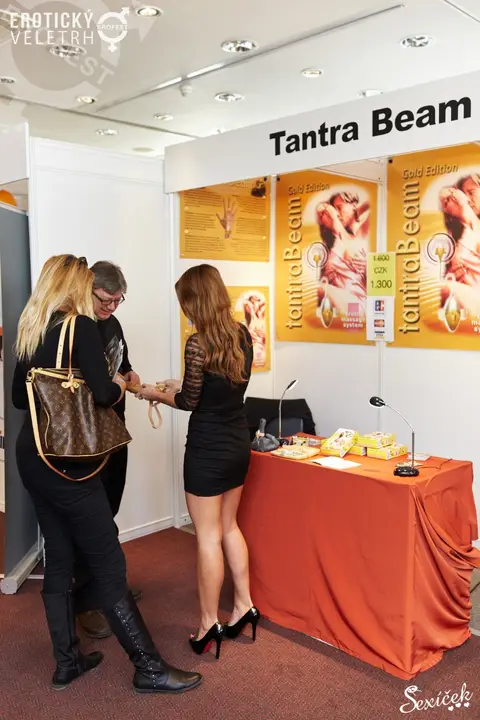 Erotic Fair 2015 — photograph 192 of 316