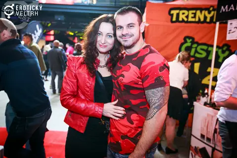 Erotic Fair Bratislava 2017 — photograph 54 of 160