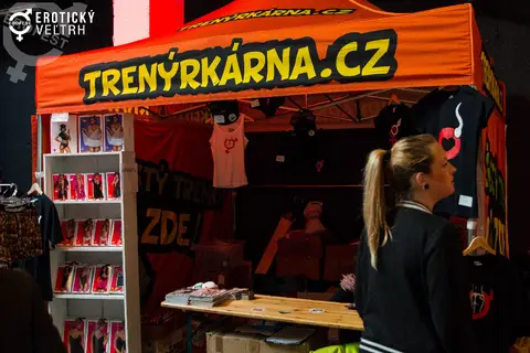 Erotic Fair Bratislava 2017 — photograph 136 of 160