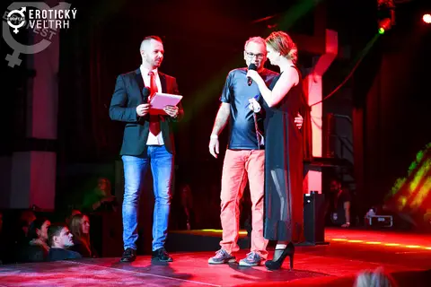 Erotic Fair Bratislava 2017 — photograph 30 of 160