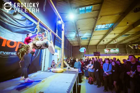 Erotic Fair 2018 — photograph 9 of 53