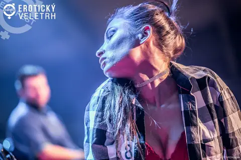 Erotic Fair 2019 — photograph 251 of 500