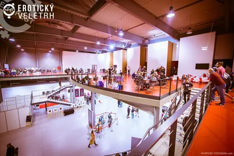 Erotic Fair 2019 — photograph 403 of 500