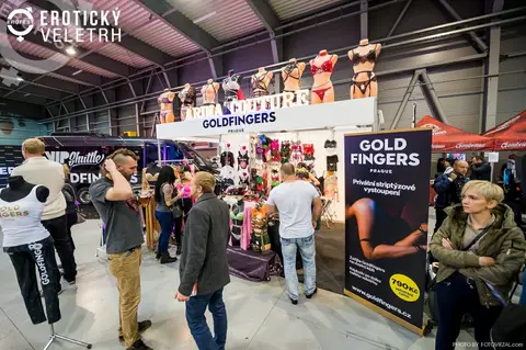 Erotic Fair 2019 — photograph 2 of 500