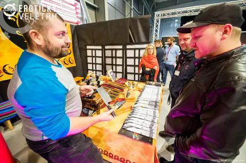 Erotic Fair 2019 — photograph 23 of 500