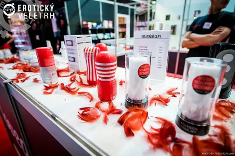Erotic Fair 2019 — photograph 49 of 500