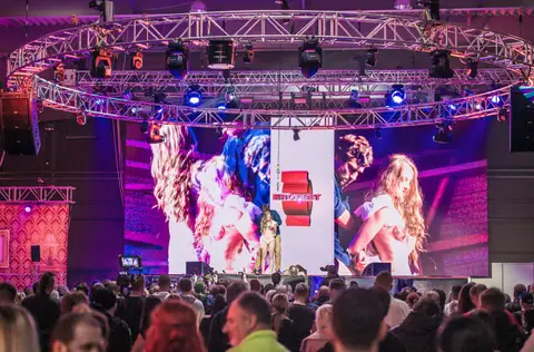 Erotic Fair 2019 — photograph 125 of 500