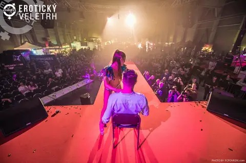 Erotic Fair 2019 — photograph 138 of 500