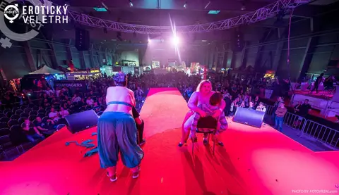 Erotic Fair 2019 — photograph 142 of 500
