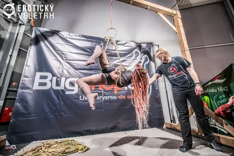 Erotic Fair 2019 — photograph 163 of 500