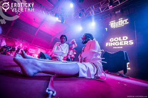 Erotic Fair 2019 — photograph 166 of 500