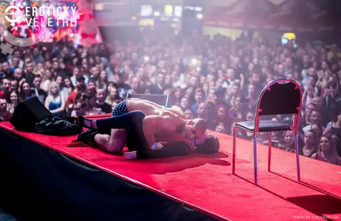Erotic Fair 2019 — photograph 246 of 500
