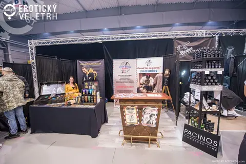 Erotic Fair 2019 — photograph 426 of 500