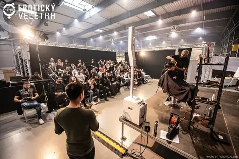 Erotic Fair 2019 — photograph 436 of 500