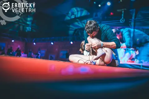 Erotic Fair 2019 — photograph 486 of 500