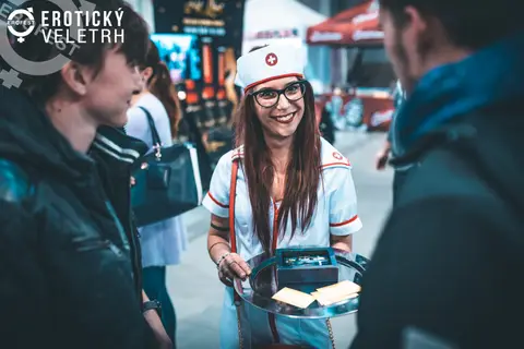 Erotic Fair 2019 — photograph 489 of 500