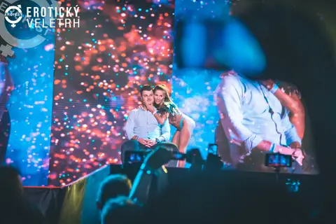 Erotic Fair 2019 — photograph 495 of 500