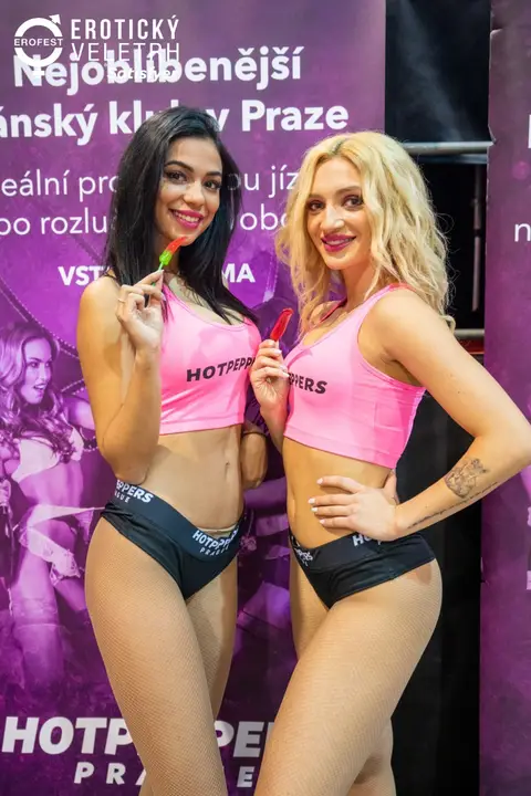 Erotic Fair 2022 — photograph 3 of 195