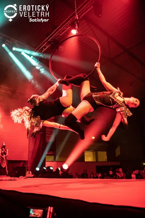 Erotic Fair 2022 — photograph 62 of 195