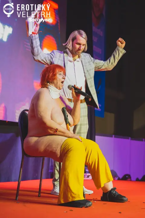 Erotic Fair 2022 — photograph 167 of 195
