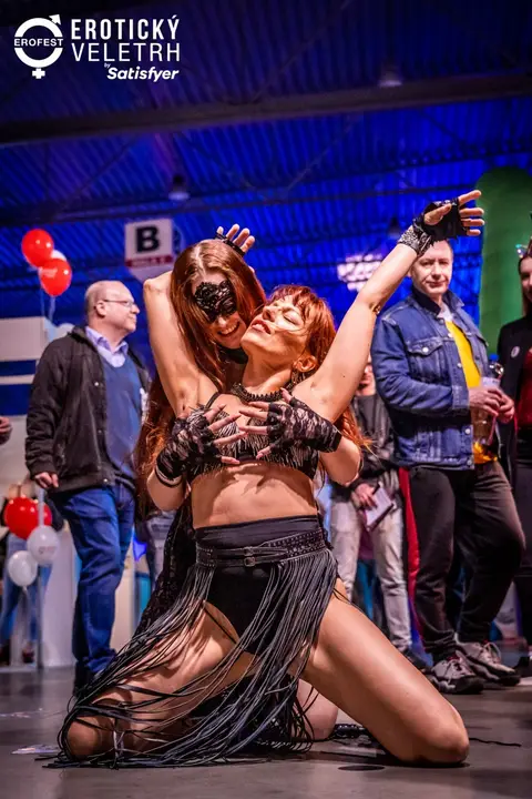 Erotic Fair 2022 — photograph 191 of 195