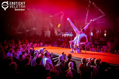Erotic Fair 2023 — photograph 211 of 517