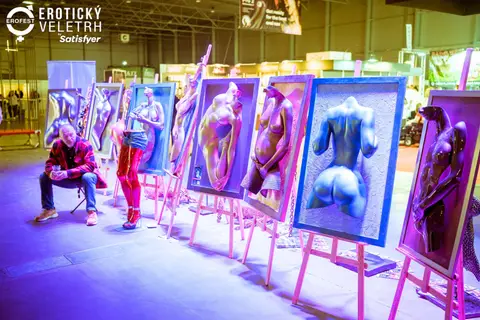 Erotic Fair 2023 — photograph 236 of 517
