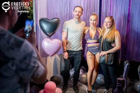 Erotic Fair 2023 — photograph 289 of 517