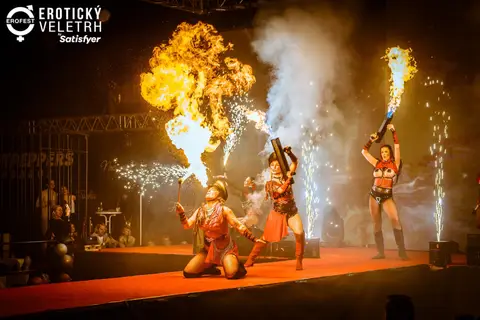 Erotic Fair 2023 — photograph 353 of 517