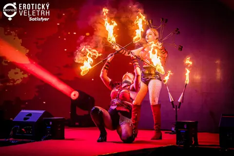 Erotic Fair 2023 — photograph 404 of 517