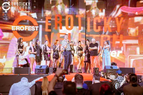 Erotic Fair 2023 — photograph 407 of 517