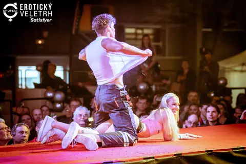 Erotic Fair 2023 — photograph 438 of 517