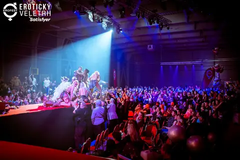 Erotic Fair 2023 — photograph 444 of 517