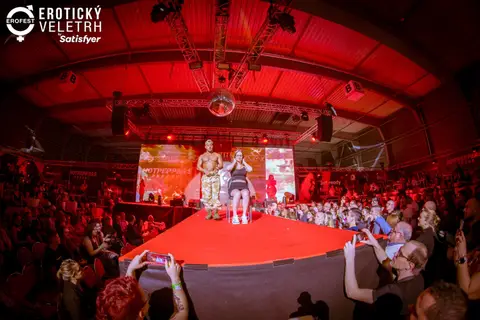 Erotic Fair 2023 — photograph 492 of 517