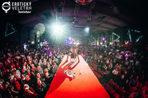 Erotic Fair 2023 — photograph 496 of 517