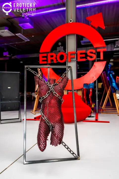 EroFest 2024 — photograph 5 of 463
