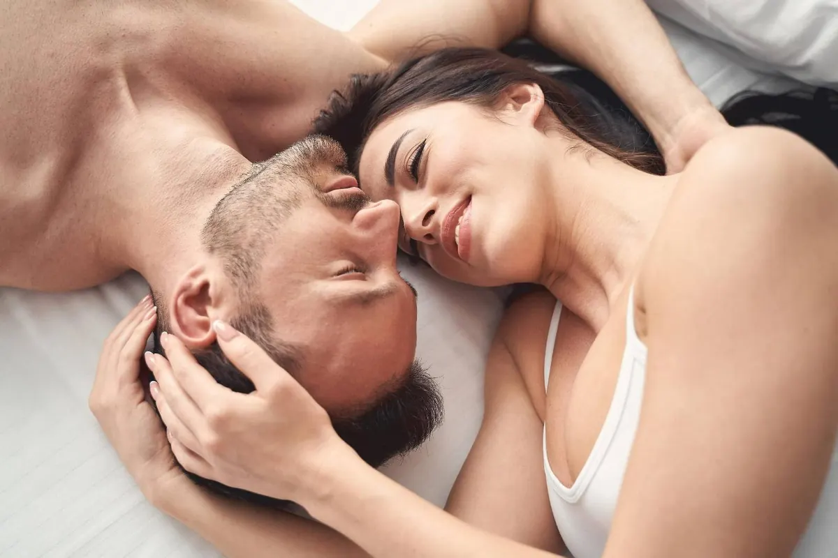 Photo illustrating the article HONEY PLAY BOX